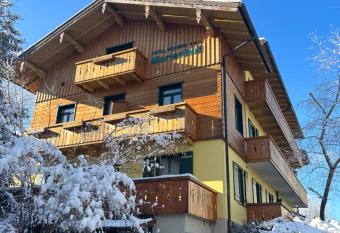 Marienhof has Balcony rooms