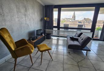 Sweet Home - 2 - allows 18 year olds to book a room