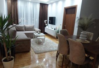 Apartman Veljkovi   Zapadni Kej has Balcony rooms