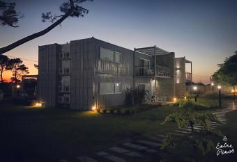 Entre Pinos Eco Box Apart has Balcony rooms