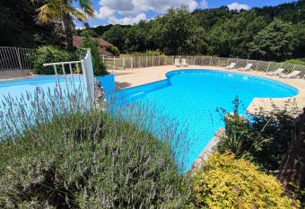 Le chalet Magalli has Balcony rooms