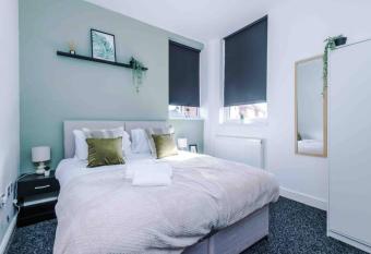 Spacious One-Bedroom Apartment in Saint Helens allows 18 year olds to book a room