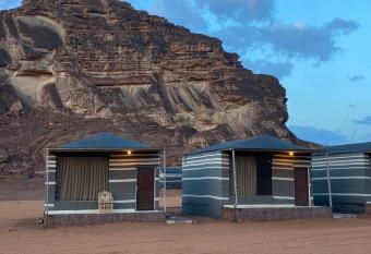 Rum memories has Balcony rooms