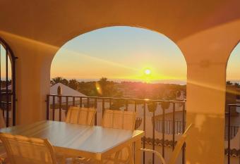 Casa Sunrise @ Imperial Calpe allows 18 year olds to book a room