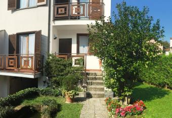 Rana B&B has Balcony rooms