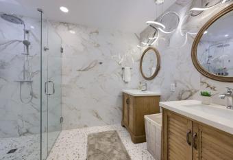 Sweet Lancaster Apt. A allows 18 year olds to book a room