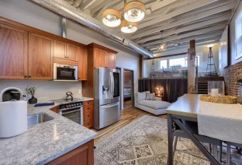 Sweet Lancaster Suite allows 18 year olds to book a room