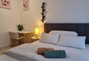 Sky House BSD Studio by Shinzhouz has Balcony rooms