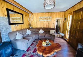 Caba  a Puerto Octay has Balcony rooms