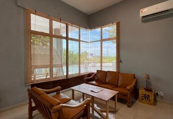 Just Lay Stay Kuala Selangor allows 18 year olds to book a room