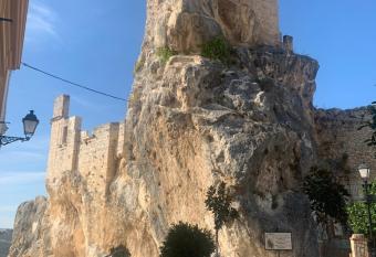 El Torre  n has Balcony rooms