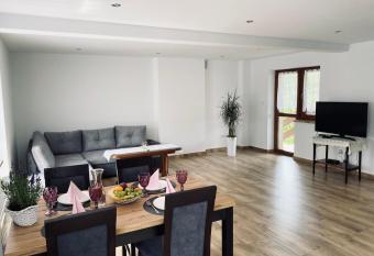 Apartament w Budzowie has Balcony rooms