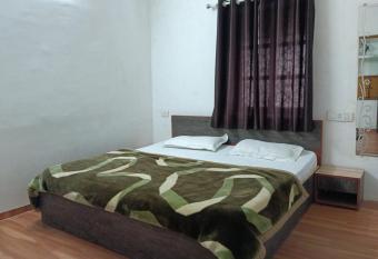 Palms View Villa Home Stay has Balcony rooms