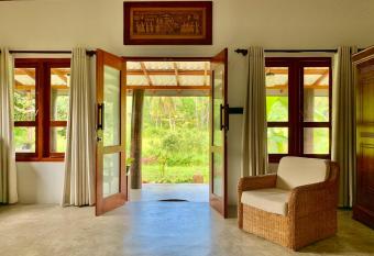 Pubudu s little paradise has Balcony rooms