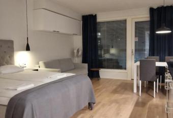 Silent apartment with balcony has Balcony rooms