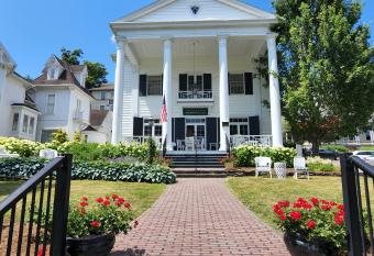 Chautauqua Women's Club allows 18 year olds to book a room