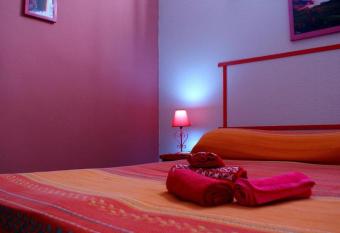 LG Appartamento Turistico Acireale has Smoking rooms