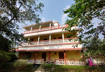 Muktomon Hotel & Resort has Balcony rooms