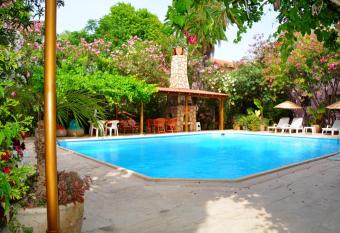 Villa Poseidon has Balcony rooms