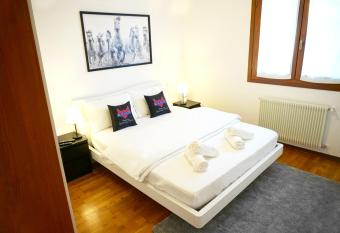 Bell Tower Apartament in Aviano has Balcony rooms