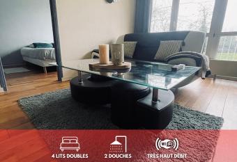 Logement entier- Cergy 2 douches/ 4 lits doubles has Balcony rooms