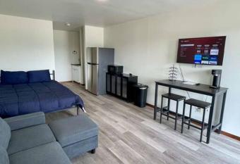 Unit 13 - Stand Rock has Balcony rooms