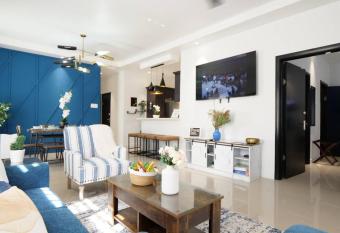 Villa De Shalom allows 18 year olds to book a room