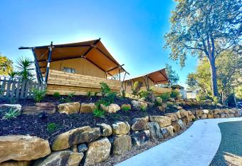 Esk Luxury Glamping Tents allows 18 year olds to book a room