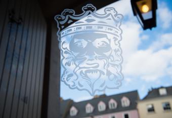 Kings Head Hotel allows 18 year olds to book a room