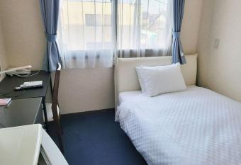 Okasan Hotel - Vacation STAY 60555v allows 18 year olds to book a room