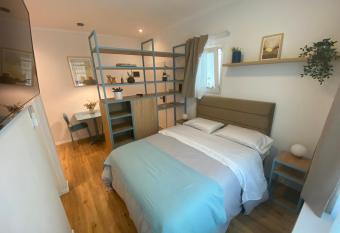 CASA MARU - La Celeste allows 18 year olds to book a room