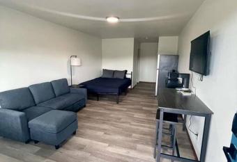 Unit 12 - Stand Rock has Balcony rooms