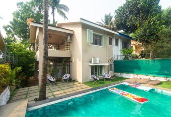 SOUZAGAD VERDE has Balcony rooms