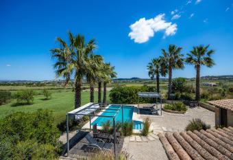 Buena Vista has Balcony rooms