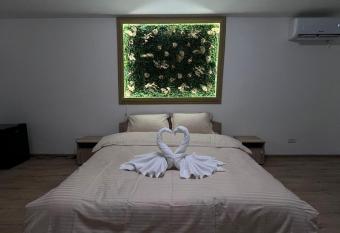 Casa Ratiu Airport Bucharest Therme Bucharest has Balcony rooms