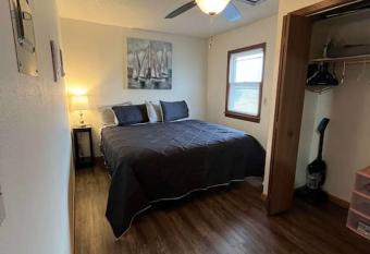 Apartment E - Rental Unit in Tomah allows 18 year olds to book a room