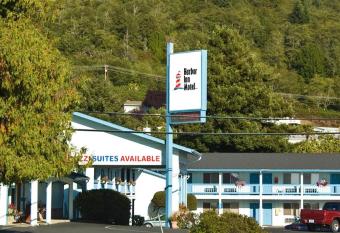 Harbor Inn allows 18 year olds to book a room