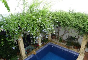 Casa la Loba has Balcony rooms