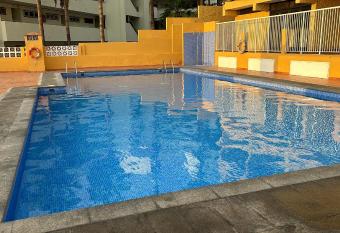 Urbanizaci  n playa del sol playa de la arena has Balcony rooms