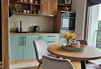 Zlatibor.Lux.Stefanovi   has rooms with a private hot tub