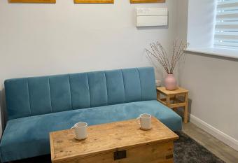 The Old Barn one bedroom apartment in Overton allows 18 year olds to book a room