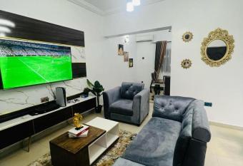 Owtee   s Apartments has Balcony rooms