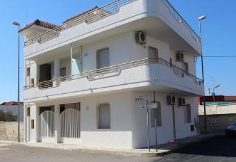 monolocale eddy by salentolimit has Balcony rooms