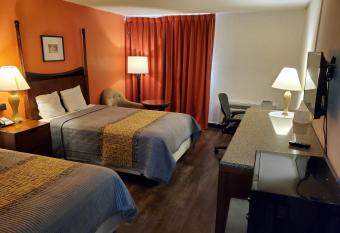 Jackson Hotel And Convention Center has Balcony rooms