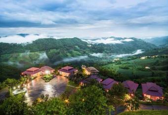 Phumektawan                                Hotel&Restaurant has Balcony rooms