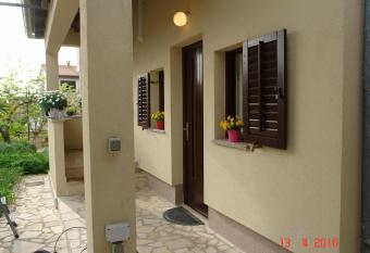 Mini studio Lera allows 18 year olds to book a room