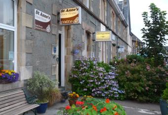 Glengorm Guest House allows 18 year olds to book a room