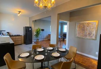 Santa Casa Ap moderno e espa  oso em frente    Santa Casa com garagem allows 18 year olds to book a room