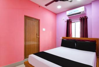 OYO VADIC VILLA GUEST HOUSE allows 18 year olds to book a room