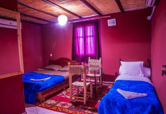 La Baraka Auberge has Smoking/Balcony rooms